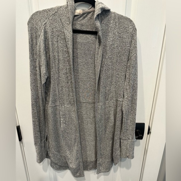Long Grey open front sweater - Picture 1 of 4